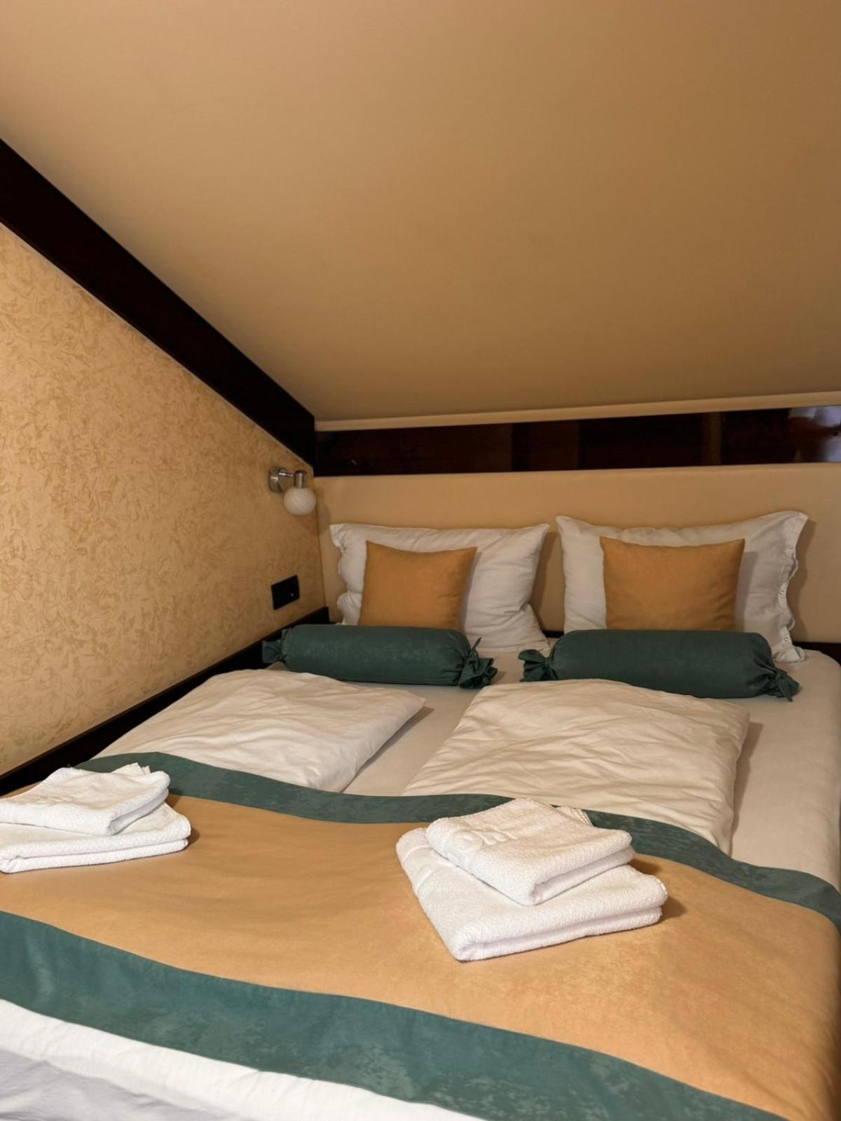 Villa Aroma 2 Orasje Ngoại thất bức ảnh